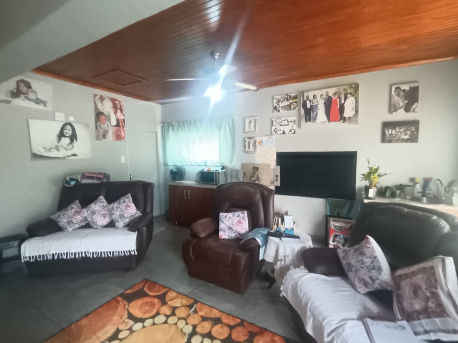 4 Bedroom Property for Sale in Hadison Park Northern Cape